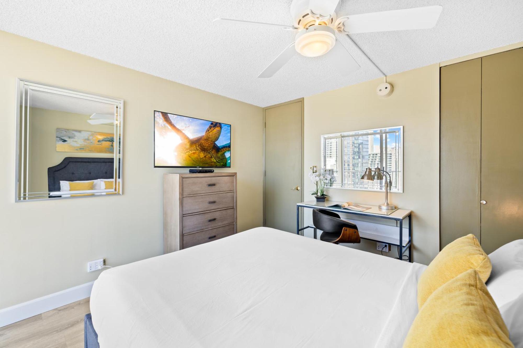 Pacific Monarch - 1 Bedroom - Ocean And City Views! Honolulu Kültér fotó